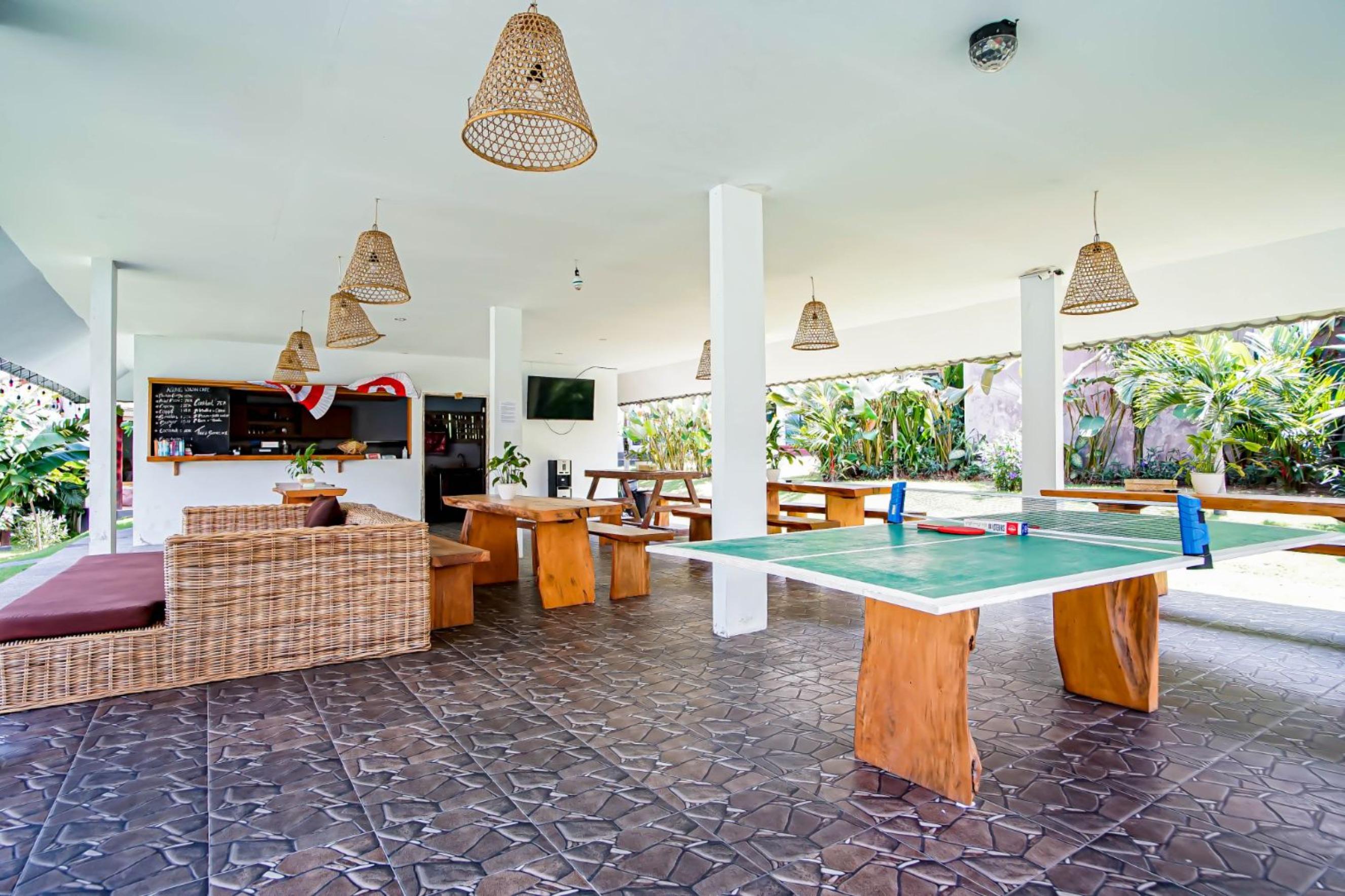 Agung Wiwin Homestay & Restaurant Mengwi Exterior foto